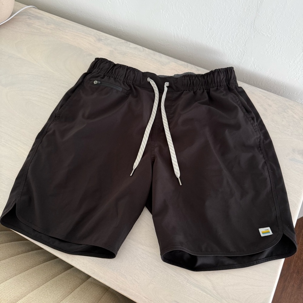 Vuori men's black shorts
